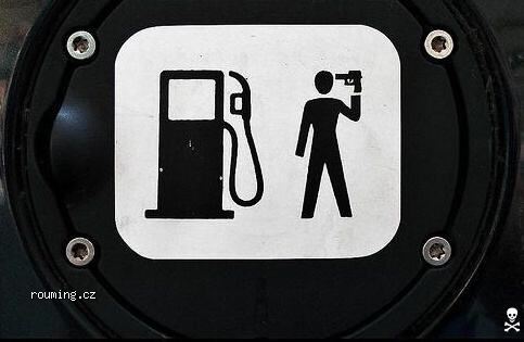 Elektromobilní humor