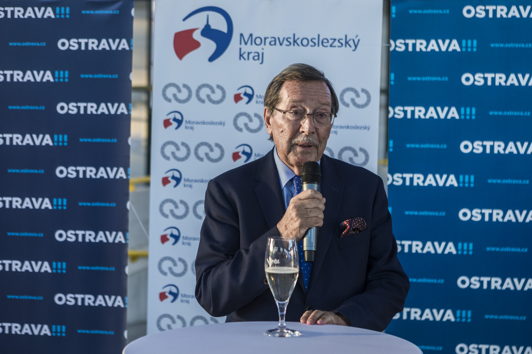 20181011_trojhali_JZ_5355.jpg